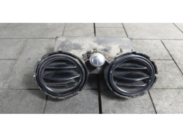 bontott MERCEDES-BENZ C-CLASS Hátsó középső Szellőző