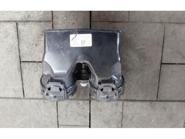 bontott MERCEDES-BENZ C-CLASS Hátsó középső Szellőző