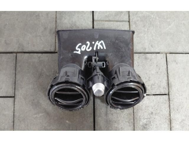 bontott MERCEDES-BENZ C-CLASS Hátsó középső Szellőző