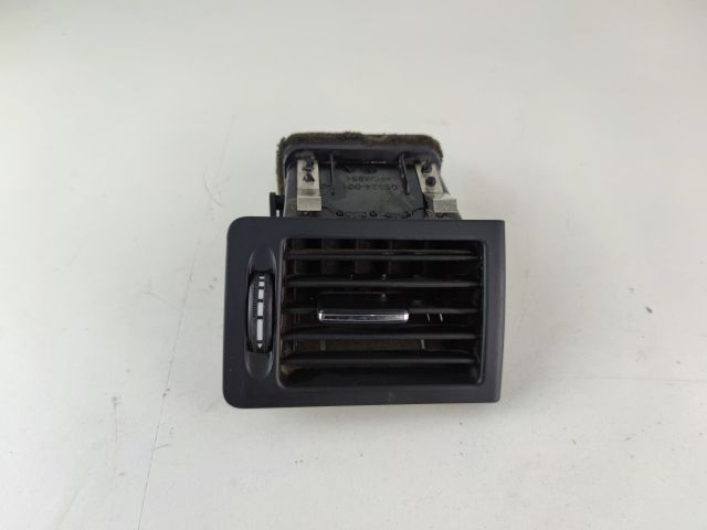 bontott MERCEDES-BENZ C-CLASS Hátsó középső Szellőző