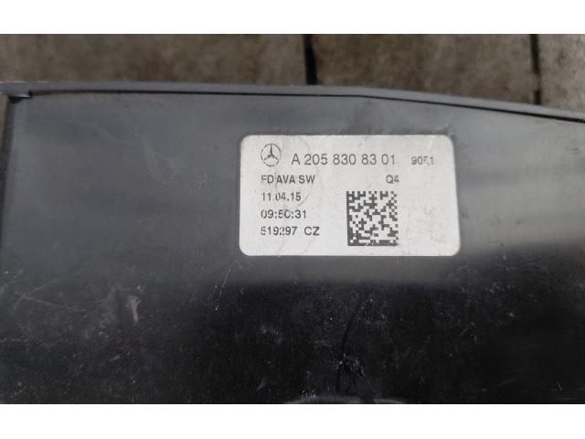 bontott MERCEDES-BENZ C-CLASS Hátsó középső Szellőző