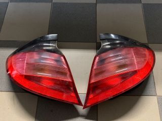 bontott MERCEDES-BENZ C-CLASS Hátsó Lámpa Szett