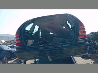 bontott MERCEDES-BENZ C-CLASS Hátsó Lökhárító (Részeivel)