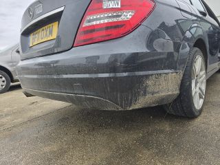 bontott MERCEDES-BENZ C-CLASS Hátsó Lökhárító (Részeivel)