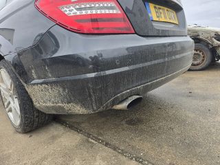 bontott MERCEDES-BENZ C-CLASS Hátsó Lökhárító (Részeivel)
