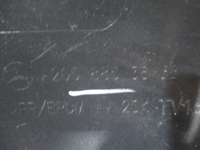 bontott MERCEDES-BENZ C-CLASS Hátsó Lökhárító (Üresen)