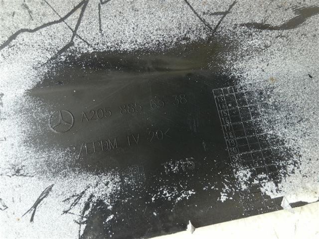 bontott MERCEDES-BENZ C-CLASS Hátsó Lökhárító (Üresen)