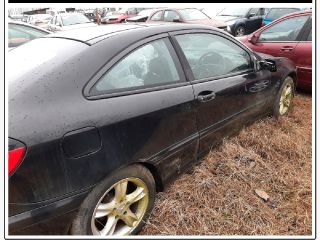 bontott MERCEDES-BENZ C-CLASS Hátsó Lökhárító (Üresen)