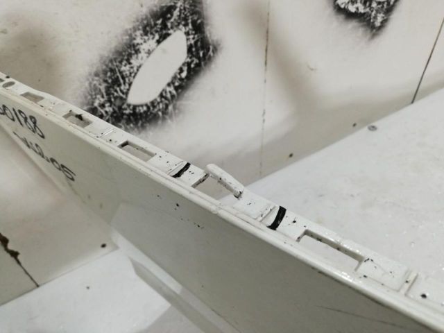 bontott MERCEDES-BENZ C-CLASS Hátsó Lökhárító (Üresen)