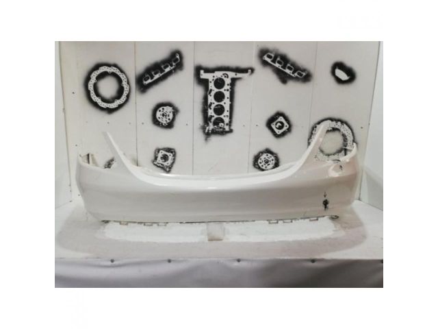 bontott MERCEDES-BENZ C-CLASS Hátsó Lökhárító (Üresen)