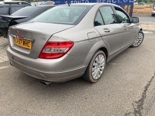 bontott MERCEDES-BENZ C-CLASS Hátsó Ülés Szett