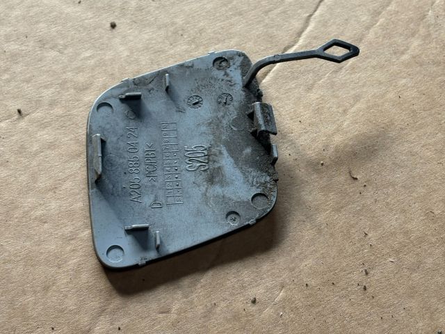 bontott MERCEDES-BENZ C-CLASS Hátsó Vonószem Burkolat