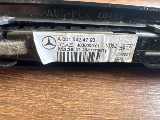 bontott MERCEDES-BENZ C-CLASS Head-Up Display