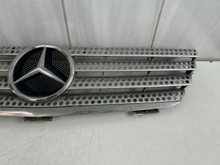 bontott MERCEDES-BENZ C-CLASS Hűtőrács