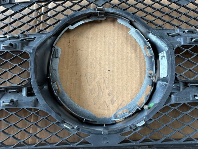 bontott MERCEDES-BENZ C-CLASS Hűtőrács