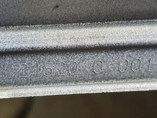 bontott MERCEDES-BENZ C-CLASS Hűtőrács