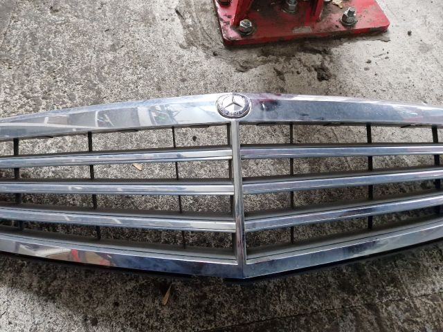 bontott MERCEDES-BENZ C-CLASS Hűtőrács
