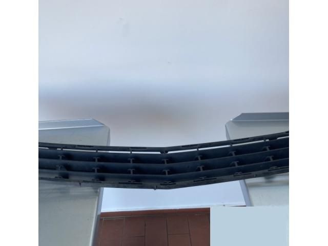 bontott MERCEDES-BENZ C-CLASS Hűtőrács