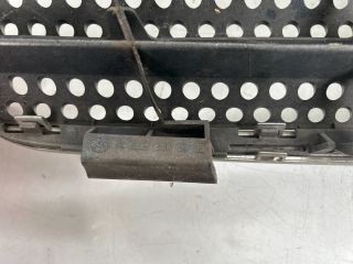 bontott MERCEDES-BENZ C-CLASS Hűtőrács