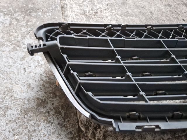 bontott MERCEDES-BENZ C-CLASS Hűtőrács