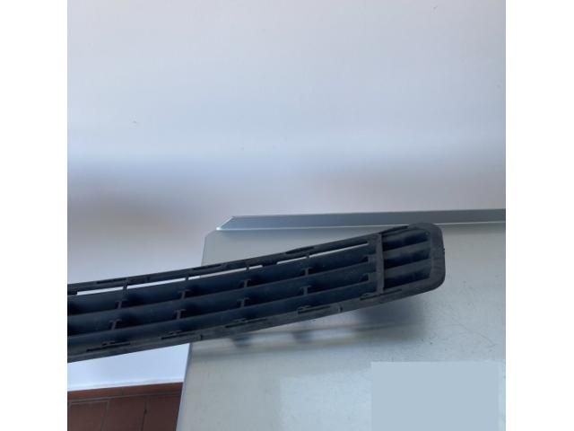 bontott MERCEDES-BENZ C-CLASS Hűtőrács