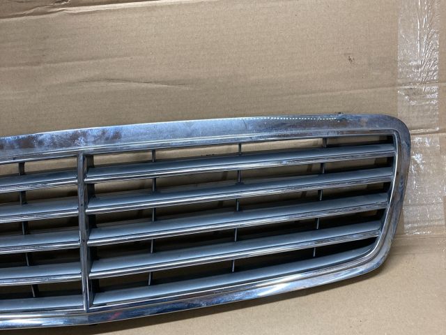 bontott MERCEDES-BENZ C-CLASS Hűtőrács