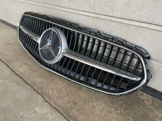 bontott MERCEDES-BENZ C-CLASS Hűtőrács