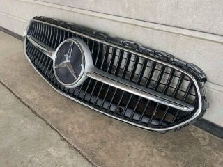 bontott MERCEDES-BENZ C-CLASS Hűtőrács