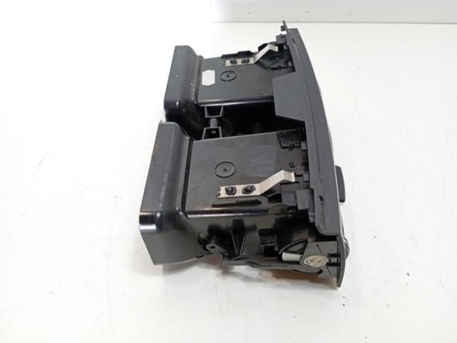 bontott MERCEDES-BENZ C-CLASS Hűtőrács