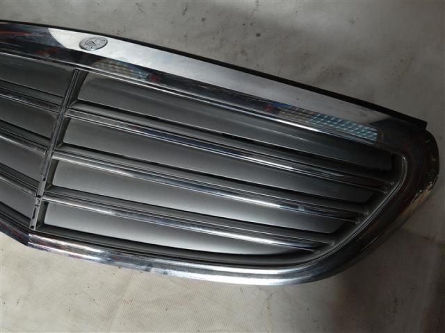 bontott MERCEDES-BENZ C-CLASS Hűtőrács