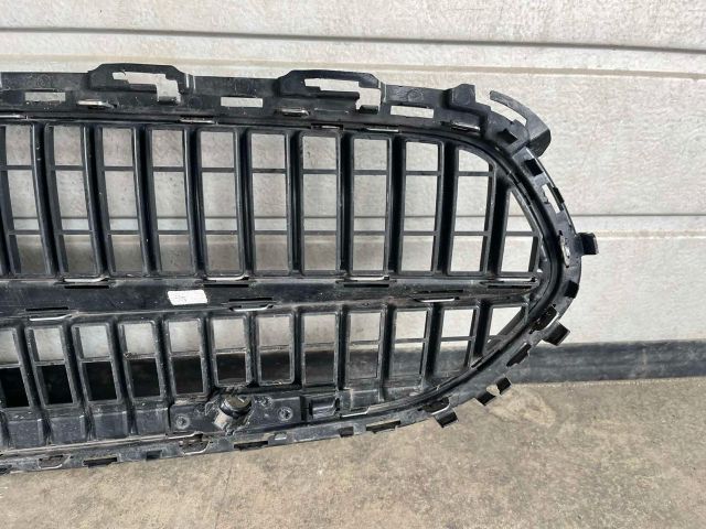 bontott MERCEDES-BENZ C-CLASS Hűtőrács