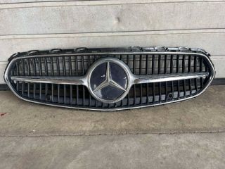 bontott MERCEDES-BENZ C-CLASS Hűtőrács
