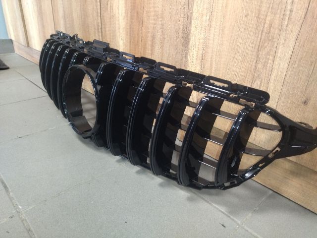 bontott MERCEDES-BENZ C-CLASS Hűtőrács