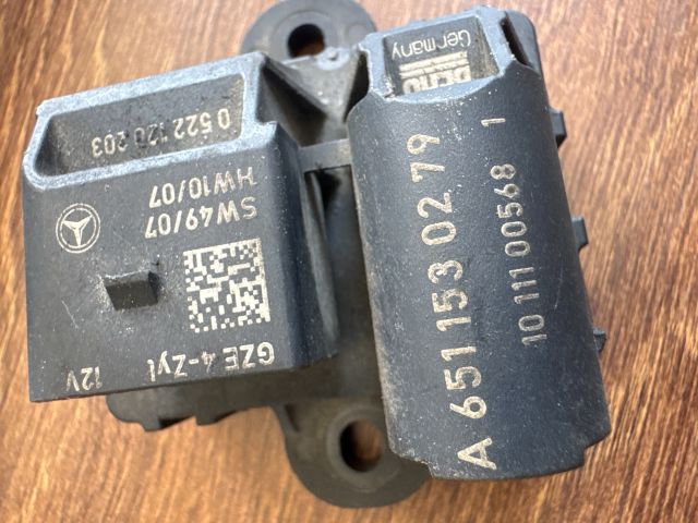 bontott MERCEDES-BENZ C-CLASS Izzító Relé