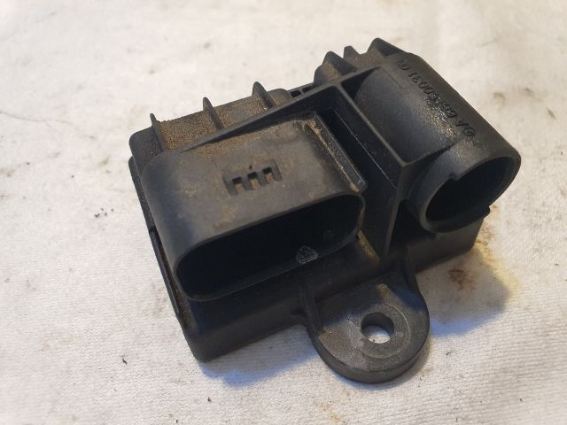 bontott MERCEDES-BENZ C-CLASS Izzító Relé