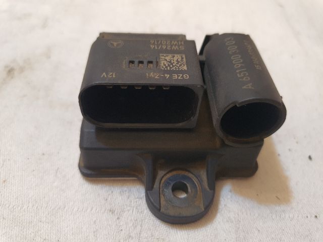 bontott MERCEDES-BENZ C-CLASS Izzító Relé