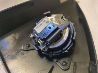 bontott MERCEDES-BENZ C-CLASS Jobb A Oszlop Hangszóró Burkolat