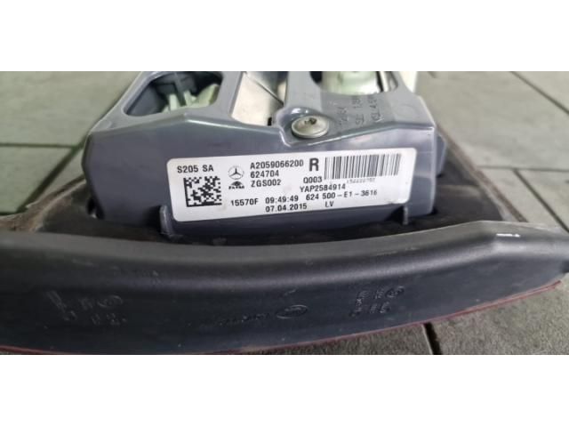 bontott MERCEDES-BENZ C-CLASS Jobb Belső Hátsó Lámpa