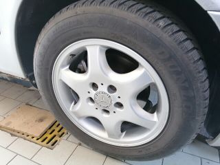 bontott MERCEDES-BENZ C-CLASS Jobb C Oszlop