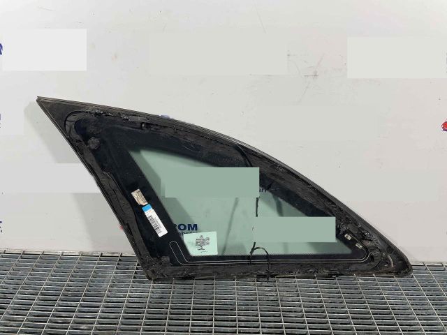 bontott MERCEDES-BENZ C-CLASS Jobb C Oszlop