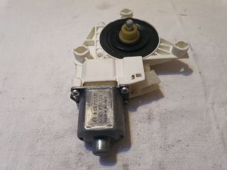 bontott MERCEDES-BENZ C-CLASS Jobb első Ablakemelő Motor