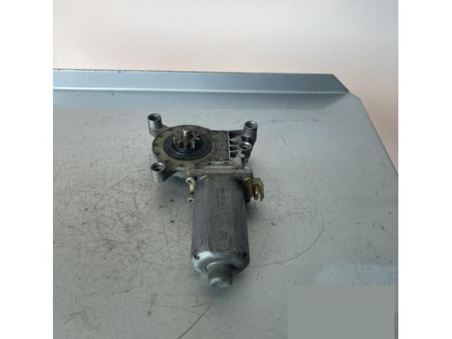 bontott MERCEDES-BENZ C-CLASS Jobb első Ablakemelő Motor