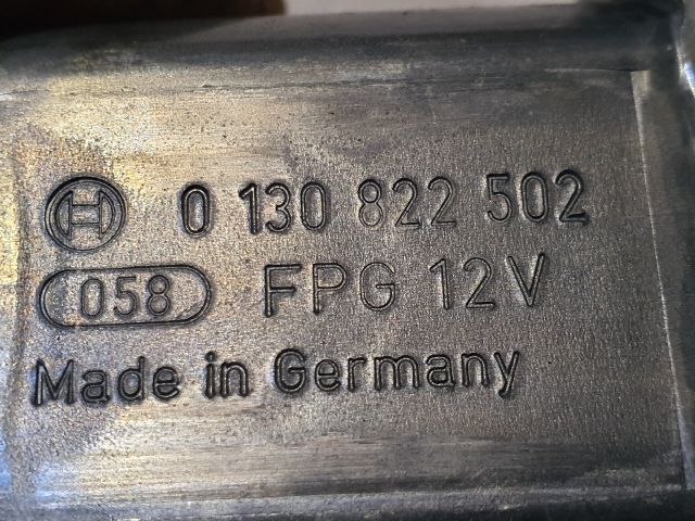 bontott MERCEDES-BENZ C-CLASS Jobb első Ablakemelő Motor