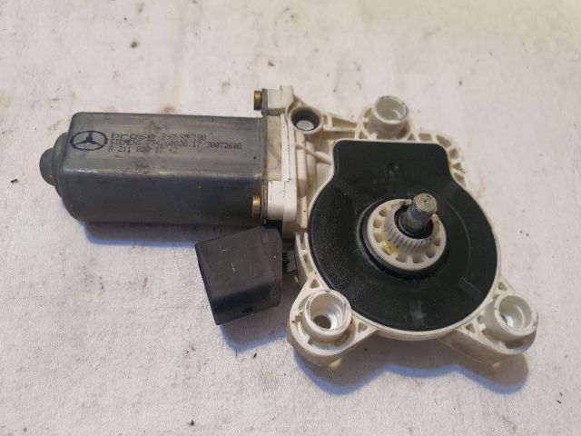 bontott MERCEDES-BENZ C-CLASS Jobb első Ablakemelő Motor