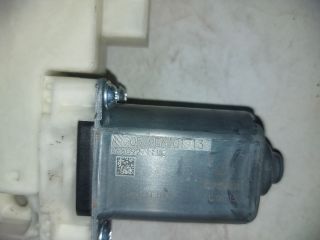 bontott MERCEDES-BENZ C-CLASS Jobb első Ablakemelő Motor