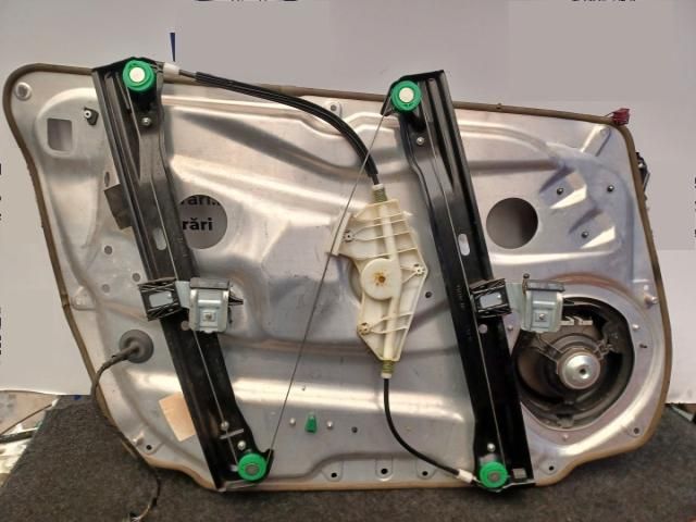 bontott MERCEDES-BENZ C-CLASS Jobb első Ablakemelő Szerkezet (Elektromos)