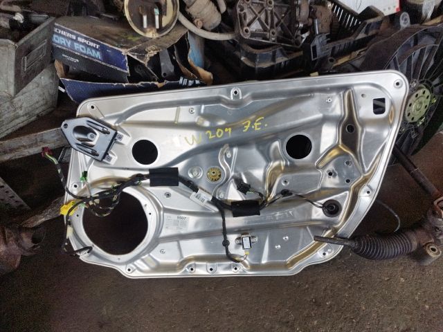 bontott MERCEDES-BENZ C-CLASS Jobb első Ablakemelő Szerkezet (Elektromos)