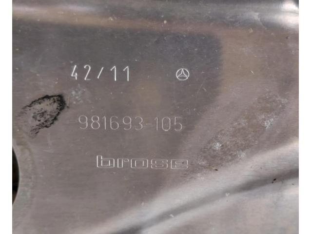 bontott MERCEDES-BENZ C-CLASS Jobb első Ablakemelő Szerkezet (Elektromos)