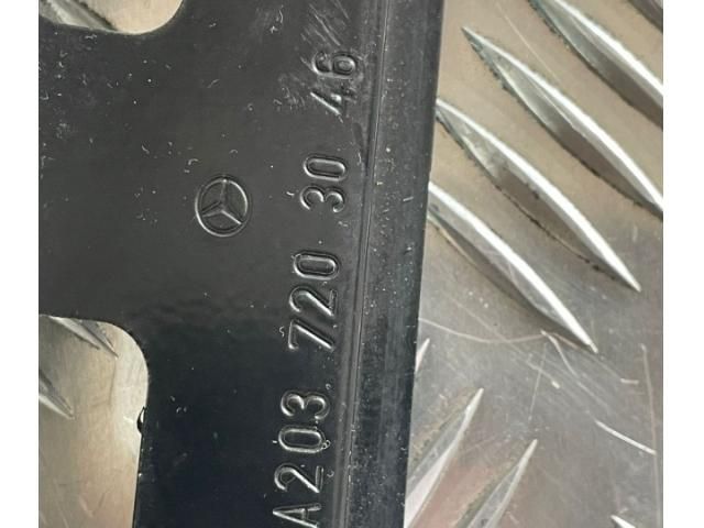 bontott MERCEDES-BENZ C-CLASS Jobb első Ablakemelő Szerkezet (Elektromos)