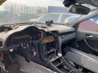 bontott MERCEDES-BENZ C-CLASS Jobb első Ablakemelő Szerkezet (Elektromos)